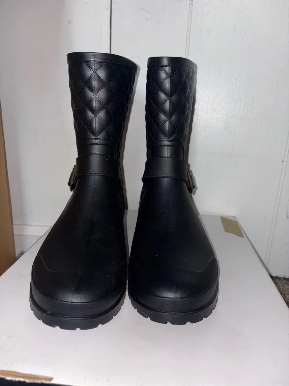 Capelli New York Women’s Black Quilted Mid-Calf Rain Boots size 11
